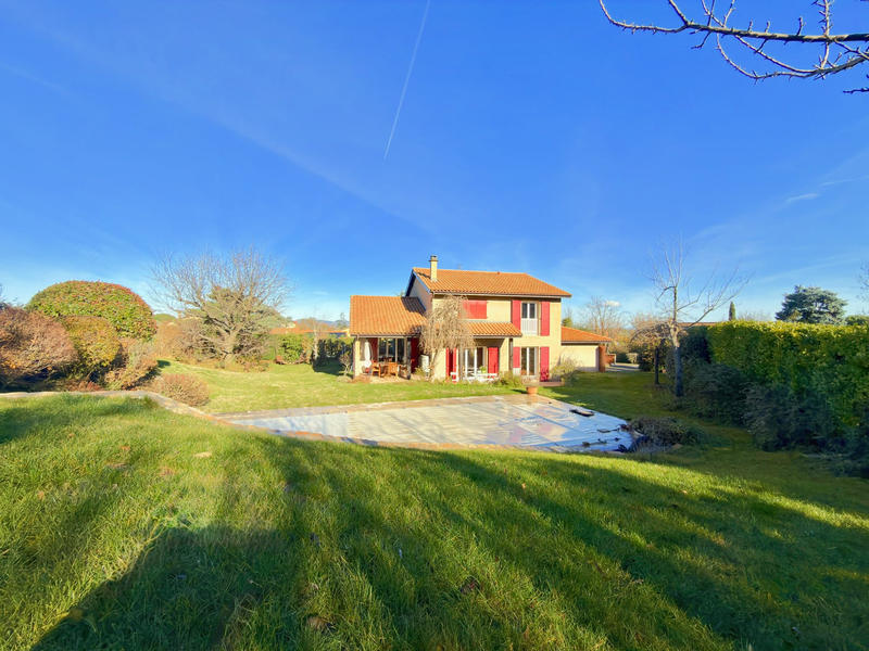 Maison - 152 m² - 6 pièces