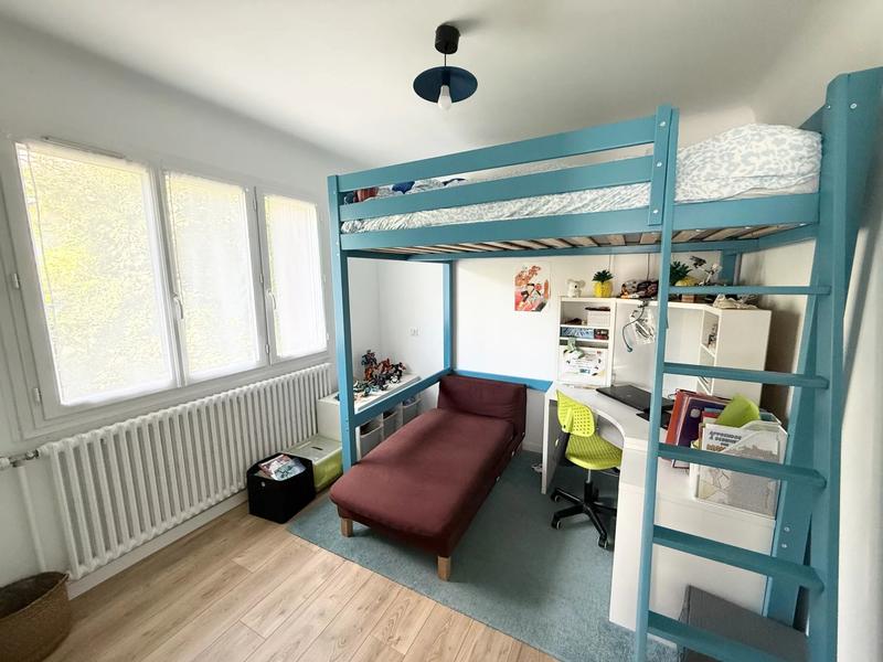 Maison - 161 m² - 8 pièces