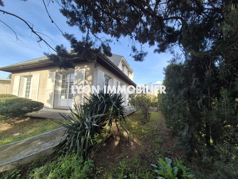 Maison - 110 m² - 4 pièces