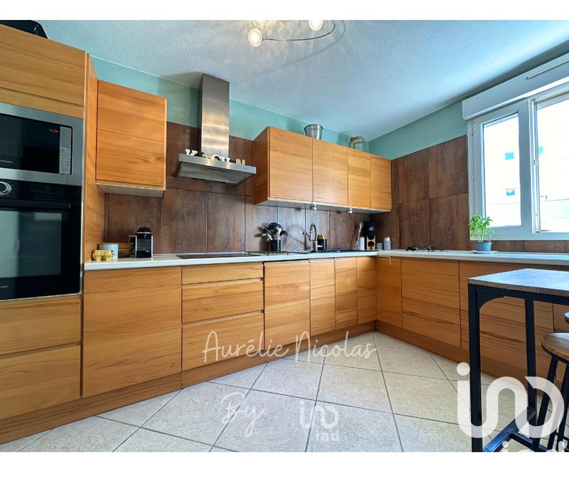 Appartement - 82 m² - 4 pièces