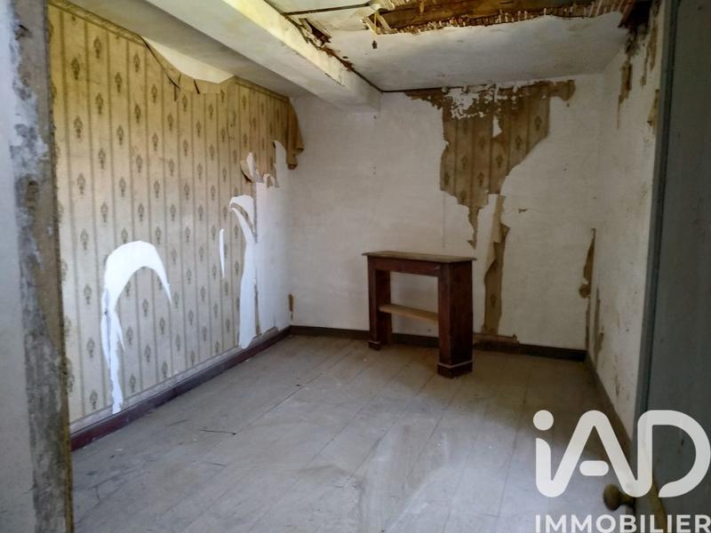 Maison de campagne - 360 m² - 2 pièces