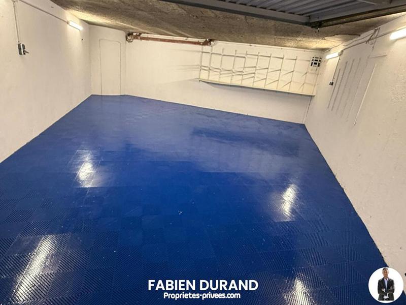 Parking / Garage - 46 m²