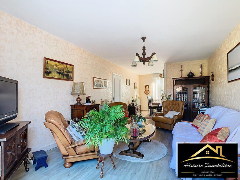 Maison - 95 m² - 5 pièces