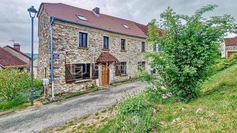 Maison de village - 115 m² - 5 pièces