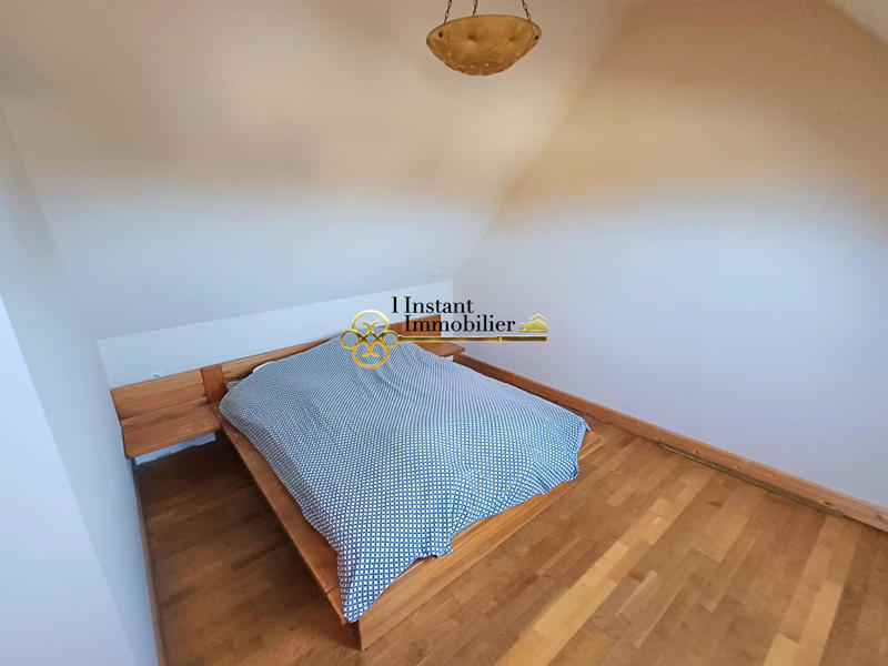 Maison - 222 m² - 5 pièces