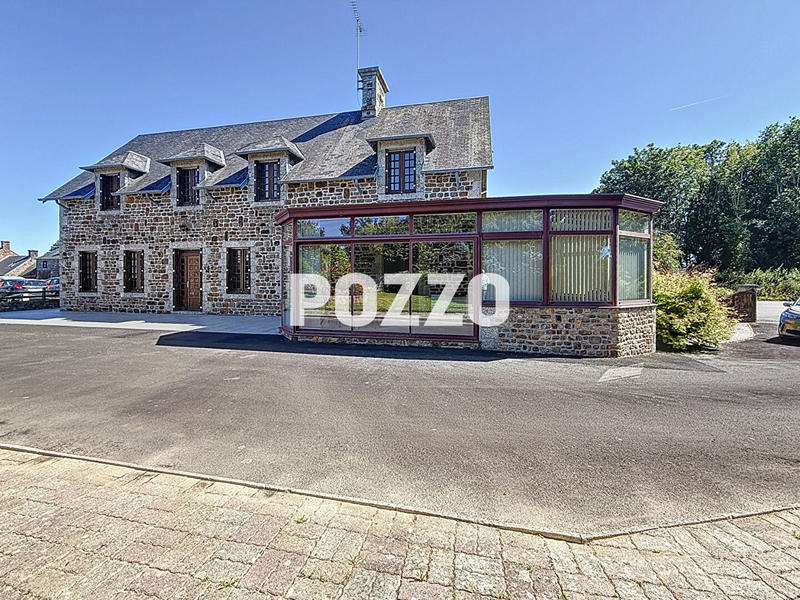 Maison - 200 m² - 7 pièces