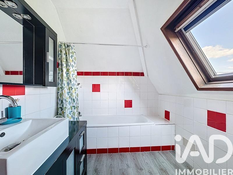 Maison - 120 m² - 4 pièces