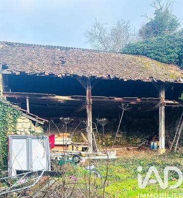 Maison de village - 350 m² - 5 pièces