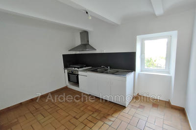 Maison de village - 84 m² - 4 pièces