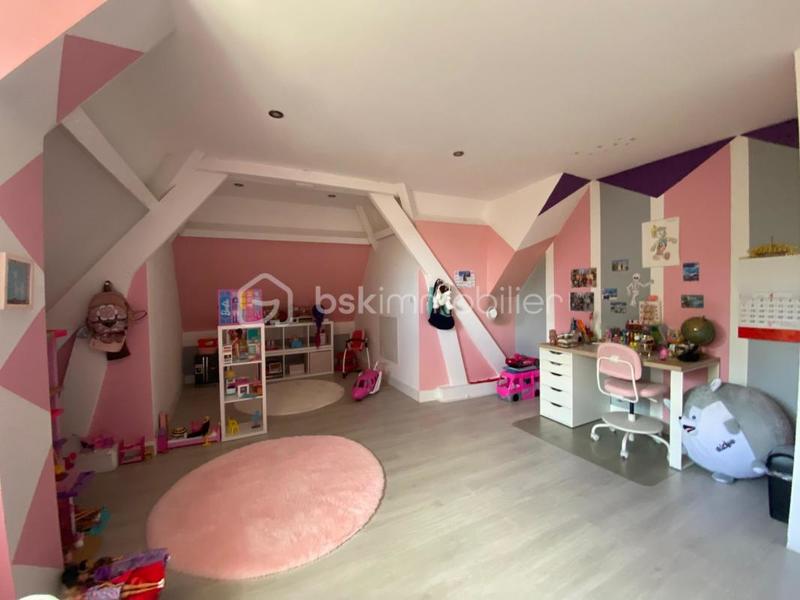 Maison - 163 m² - 6 pièces