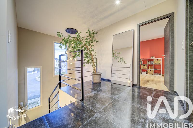 Maison - 128 m² - 5 pièces