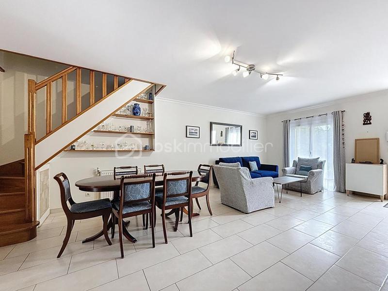 Maison - 104 m² - 5 pièces