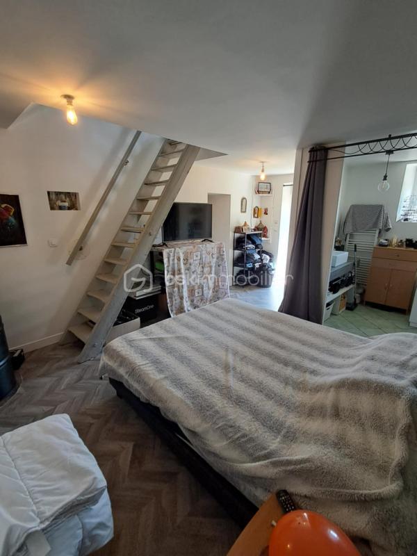 Maison en pierre - 160 m² - 6 pièces