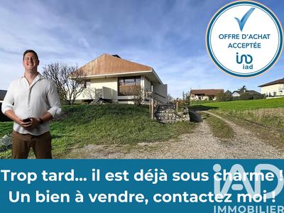 Maison - 102 m² - 4 pièces