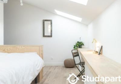 Chambre - 25 m² - 1 pièce