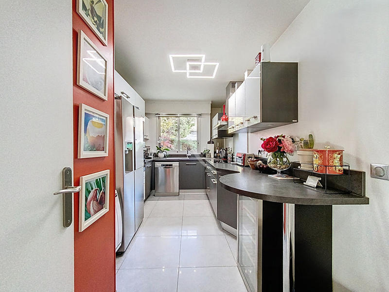 Appartement - 107 m² - 5 pièces