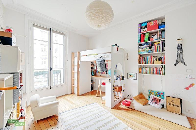 Appartement - 90 m² - 4 pièces