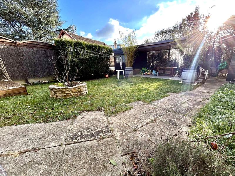 Maison - 103 m² - 6 pièces