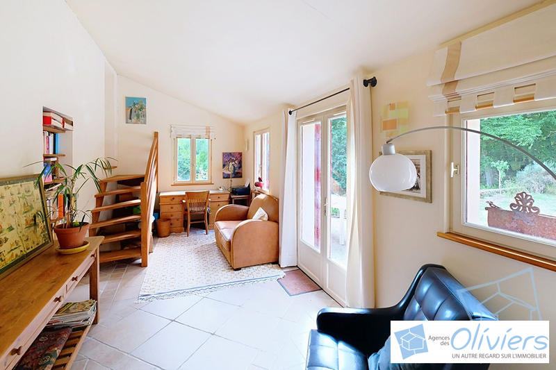 Maison - 190 m² - 10 pièces