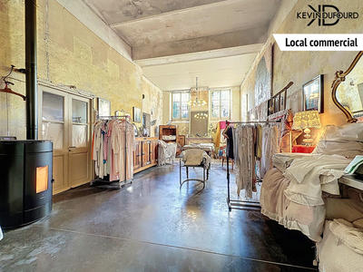 Maison - 300 m² - 10 pièces