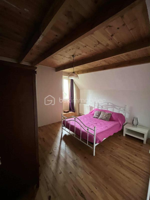 Maison en pierre - 131 m² - 4 pièces