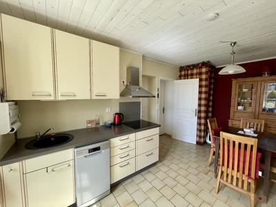 Maison - 231 m² - 10 pièces