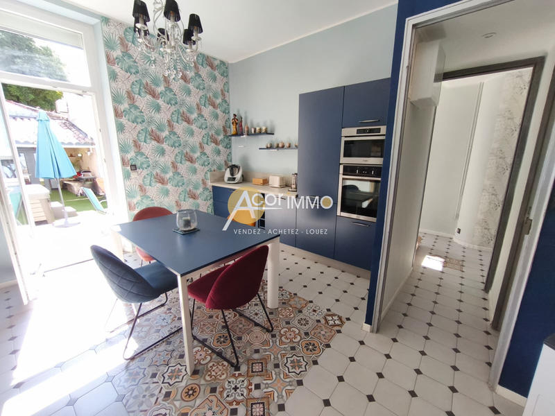 Maison - 140 m² - 7 pièces