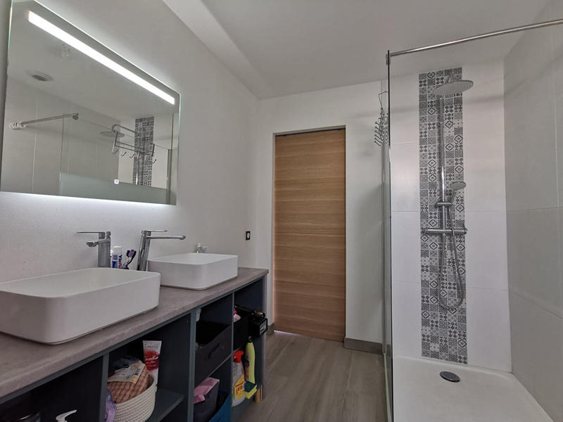 Maison - 171 m² - 7 pièces