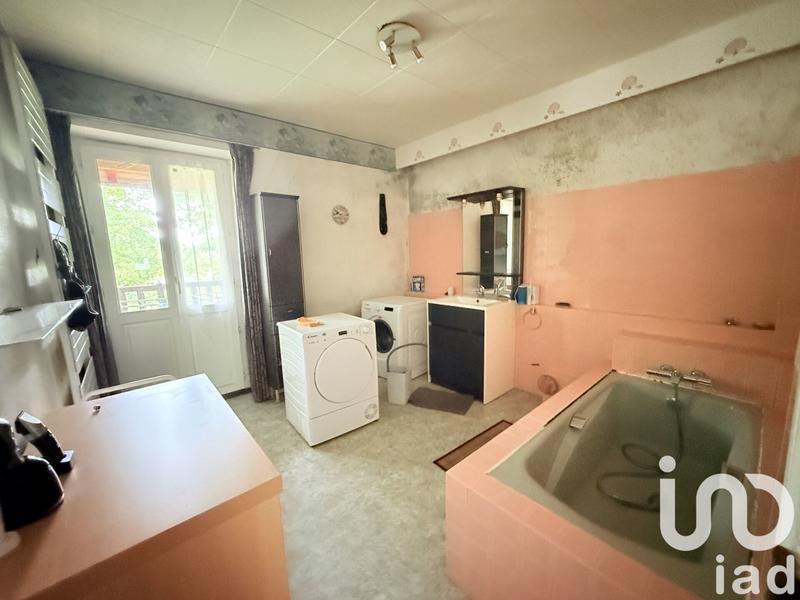 Maison - 430 m² - 12 pièces