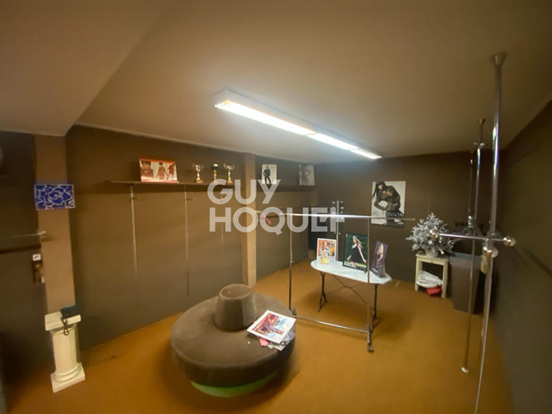 Maison - 170 m² - 4 pièces