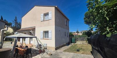 Maison - 102 m² - 6 pièces