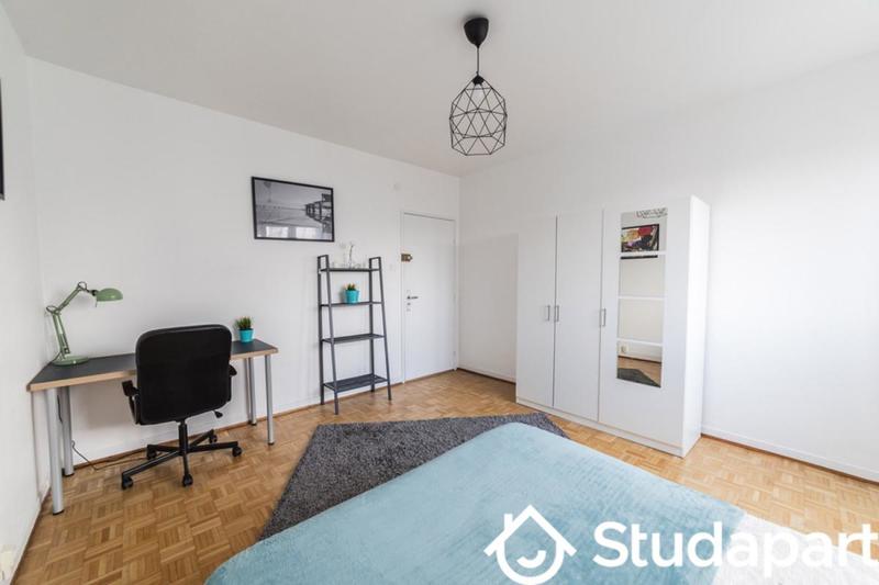 Chambre - 13 m² - 1 pièce