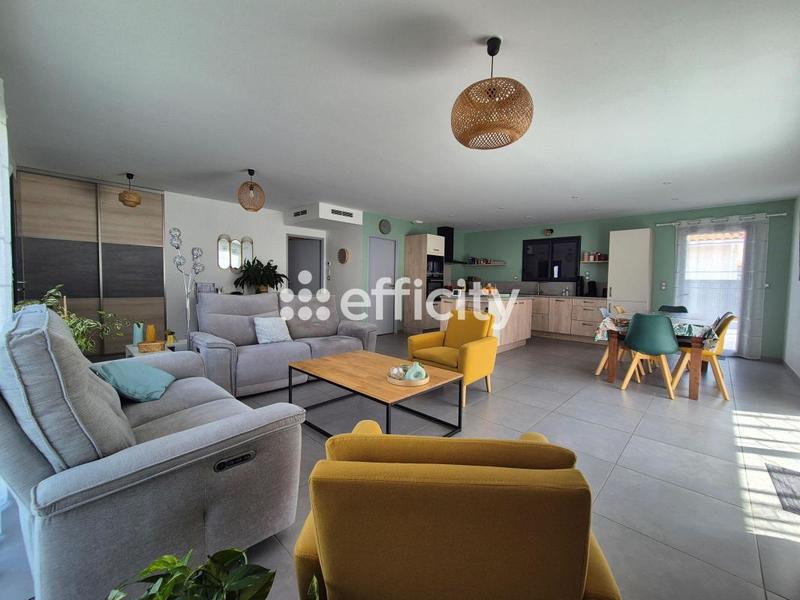 Maison - 110 m² - 5 pièces