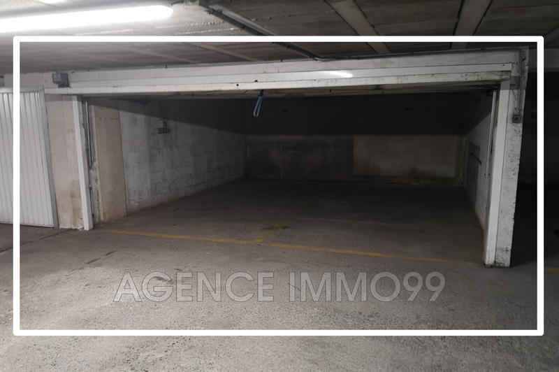 Parking / Garage - 24 m²