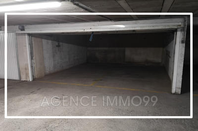 Parking / Garage - 24 m²