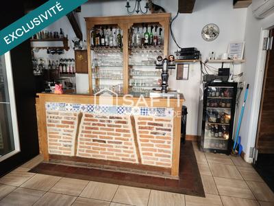 Local commercial - 311 m² - 5 pièces