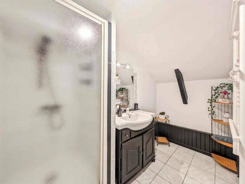 Corps de ferme - 340 m² - 12 pièces