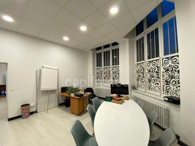Bureau - 114 m² - 5 pièces