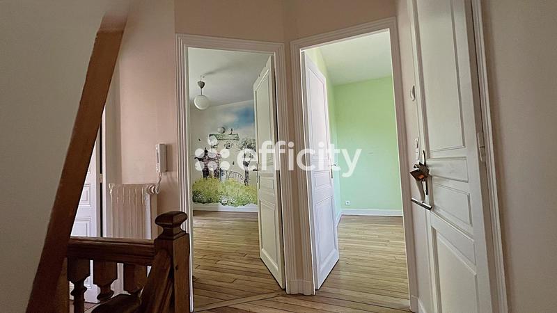 Maison - 140 m² - 6 pièces