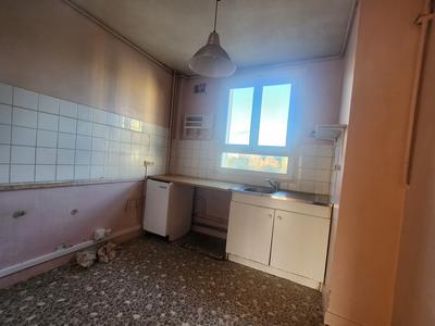 Appartement - 65 m² - 4 pièces