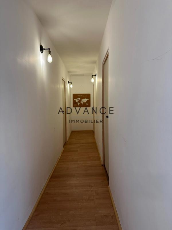 Corps de ferme - 320 m² - 5 pièces