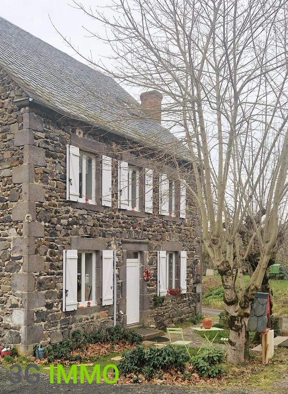 Maison en pierre - 150 m² - 7 pièces