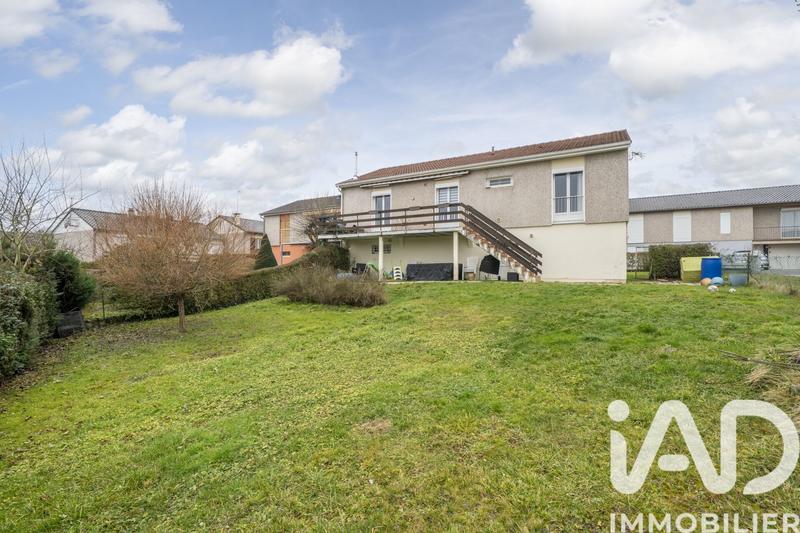 Maison - 104 m² - 5 pièces