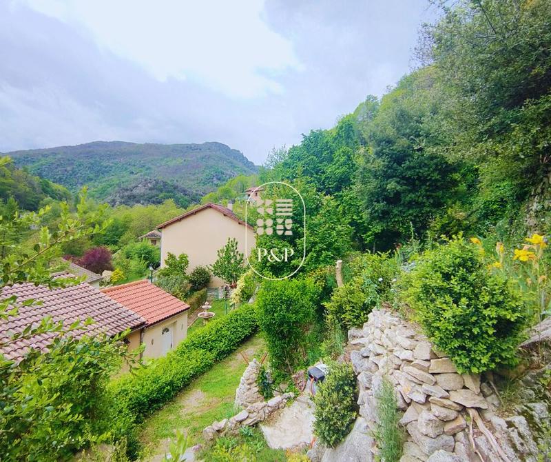 Maison - 109 m² - 5 pièces