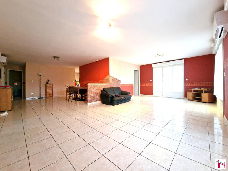 Maison - 137 m² - 7 pièces