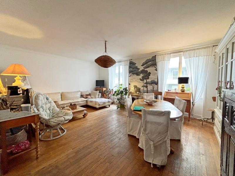 Appartement - 84 m² - 3 pièces