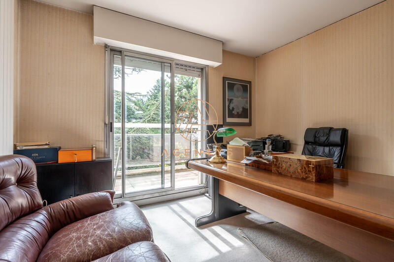 Appartement - 157 m² - 5 pièces