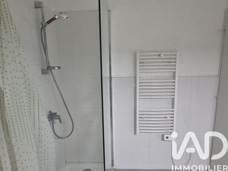 Maison de village - 90 m² - 3 pièces