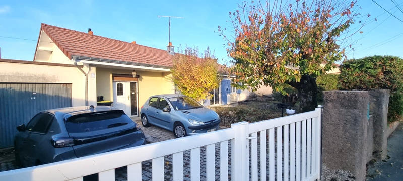 Maison - 92 m² - 5 pièces