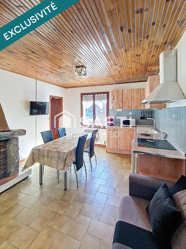 Appartement - 88 m² - 8 pièces